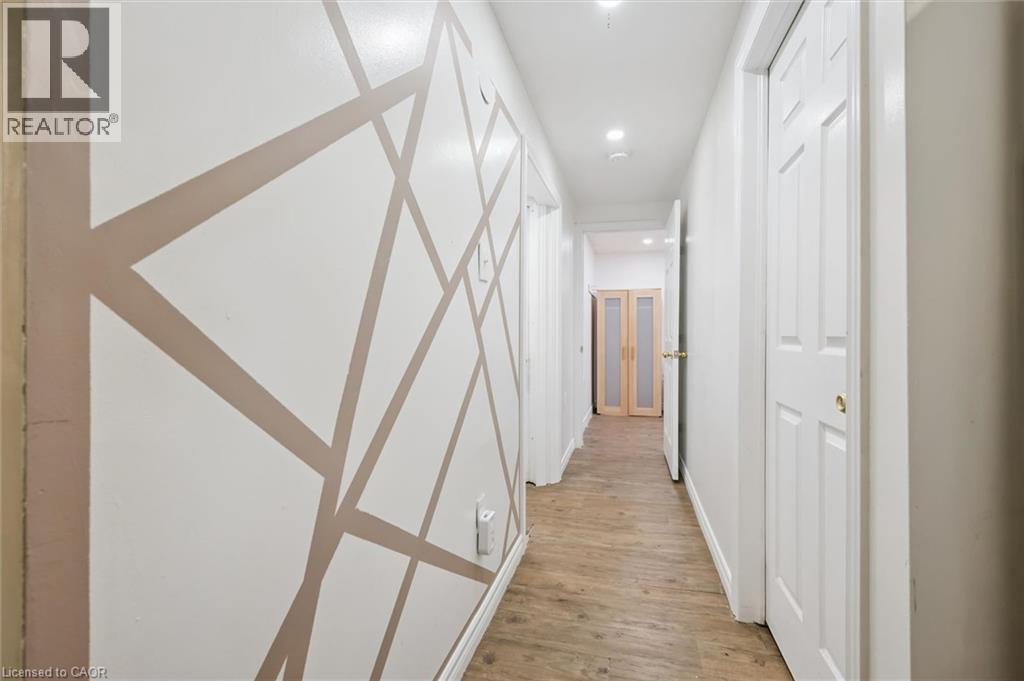 235 CEDARBRAE Avenue Unit# B thumbnail 30