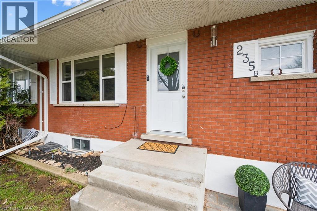 235 CEDARBRAE Avenue Unit# B thumbnail 4