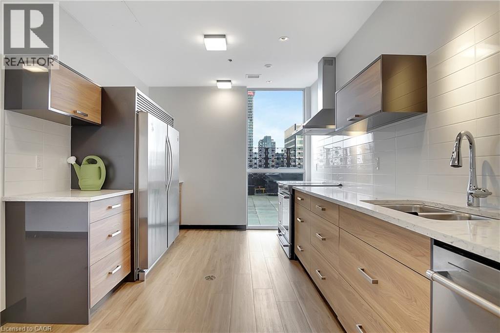 60 CHARLES Street W Unit# 1904 thumbnail 29