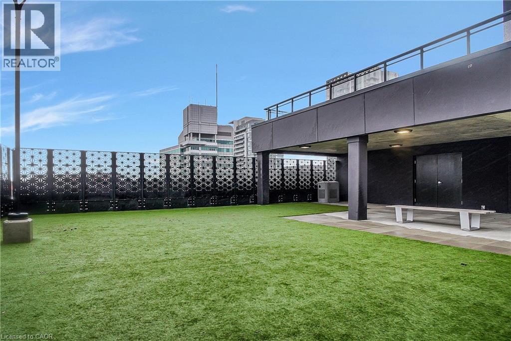 60 CHARLES Street W Unit# 1904 thumbnail 33