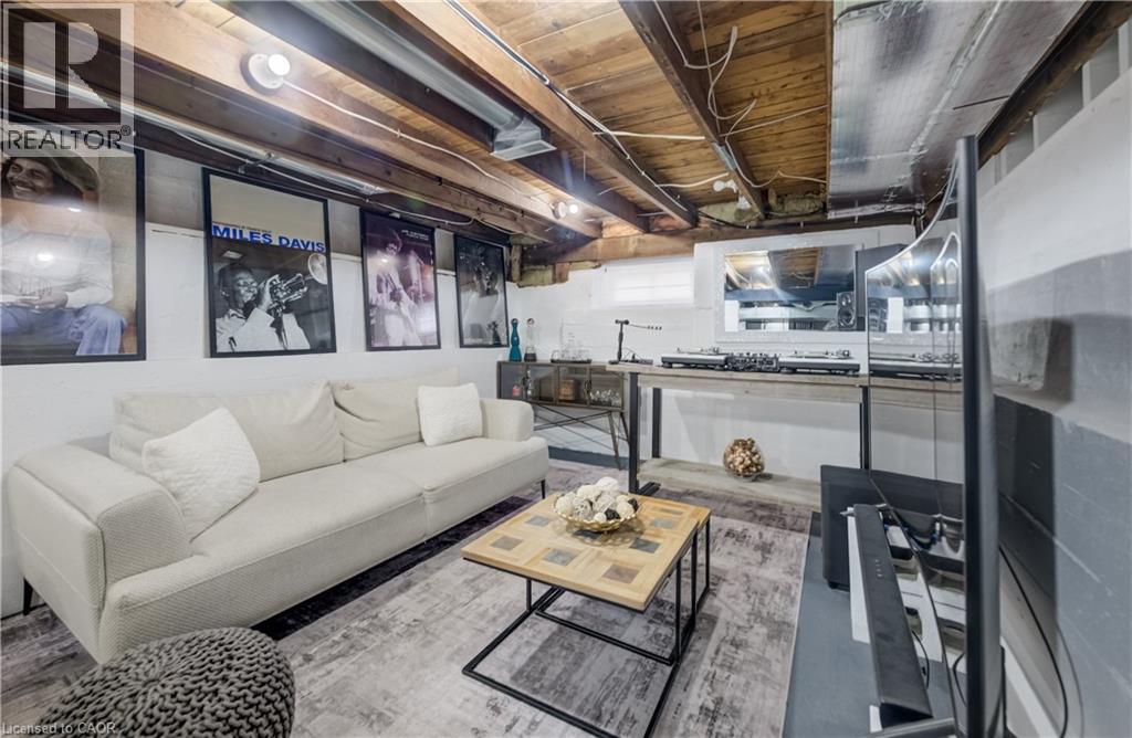 19 CEDAR Street thumbnail 34