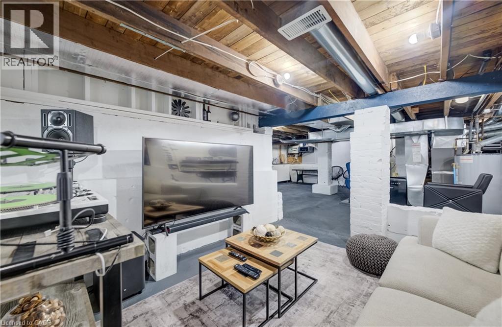 19 CEDAR Street thumbnail 40