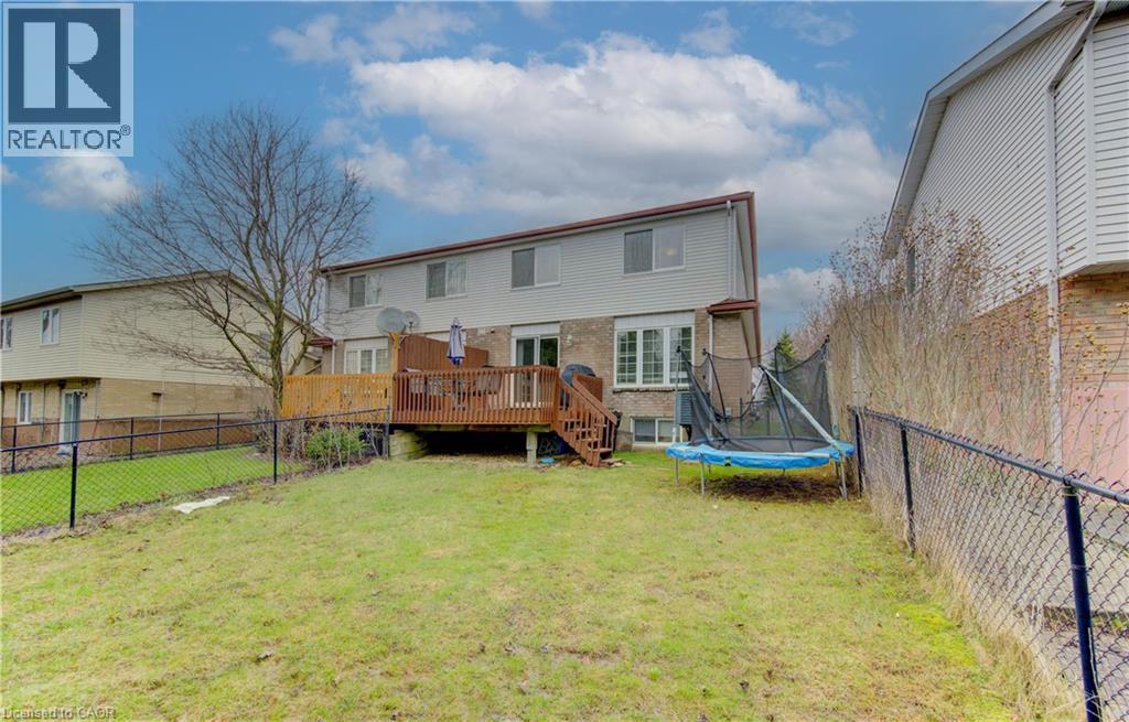 651 PINEROW Crescent Unit# A thumbnail 38