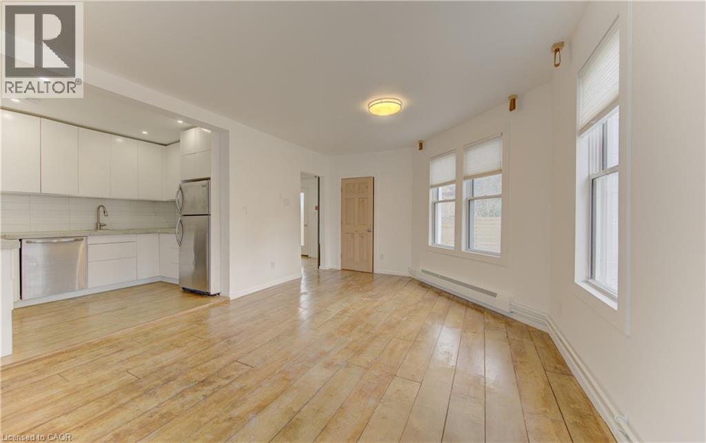 67 LOUISA Street thumbnail 14