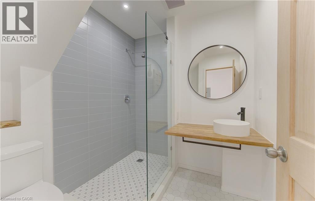 67 LOUISA Street thumbnail 23