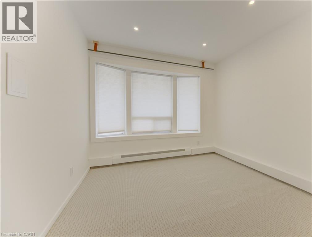 67 LOUISA Street thumbnail 24