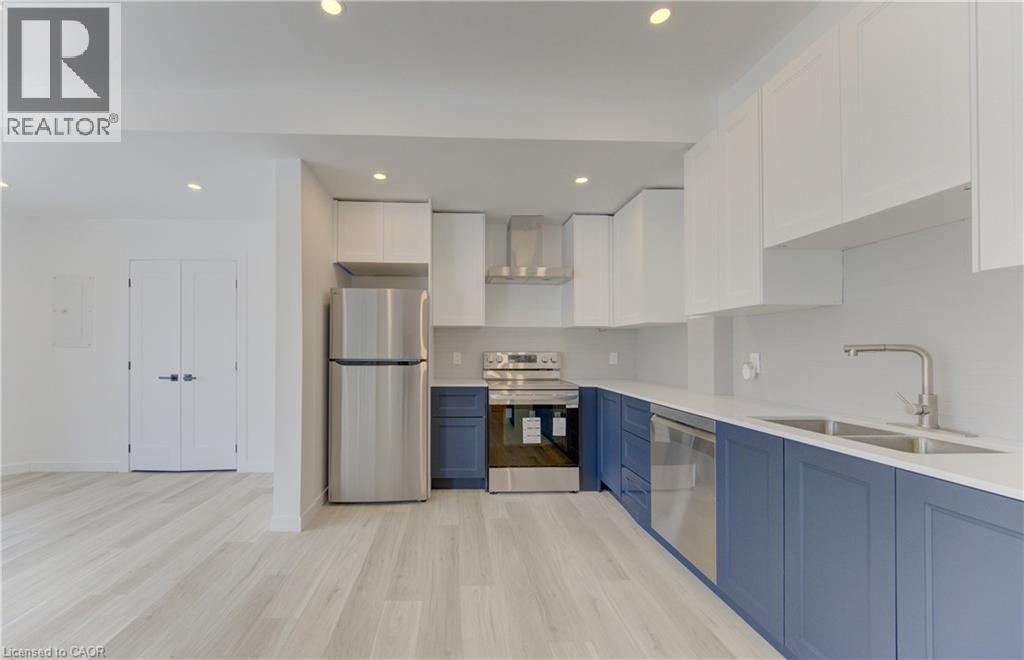 67 LOUISA Street thumbnail 33