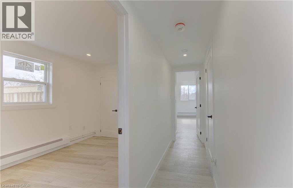 67 LOUISA Street thumbnail 35