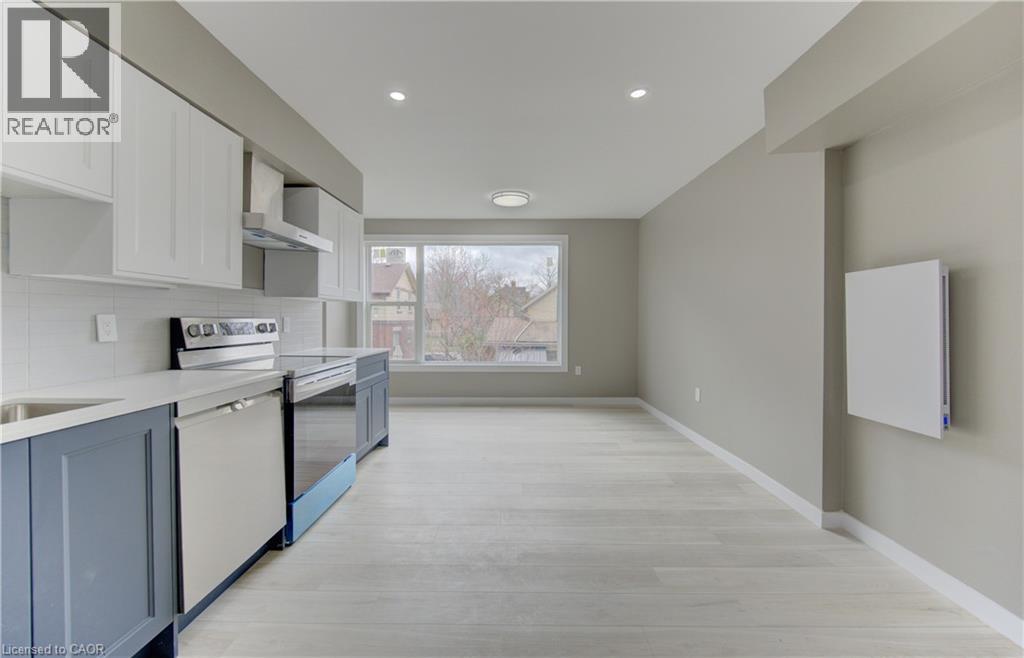 67 LOUISA Street thumbnail 4