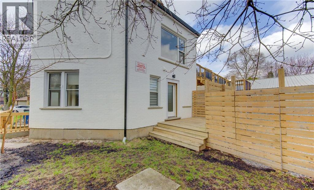 67 LOUISA Street thumbnail 42