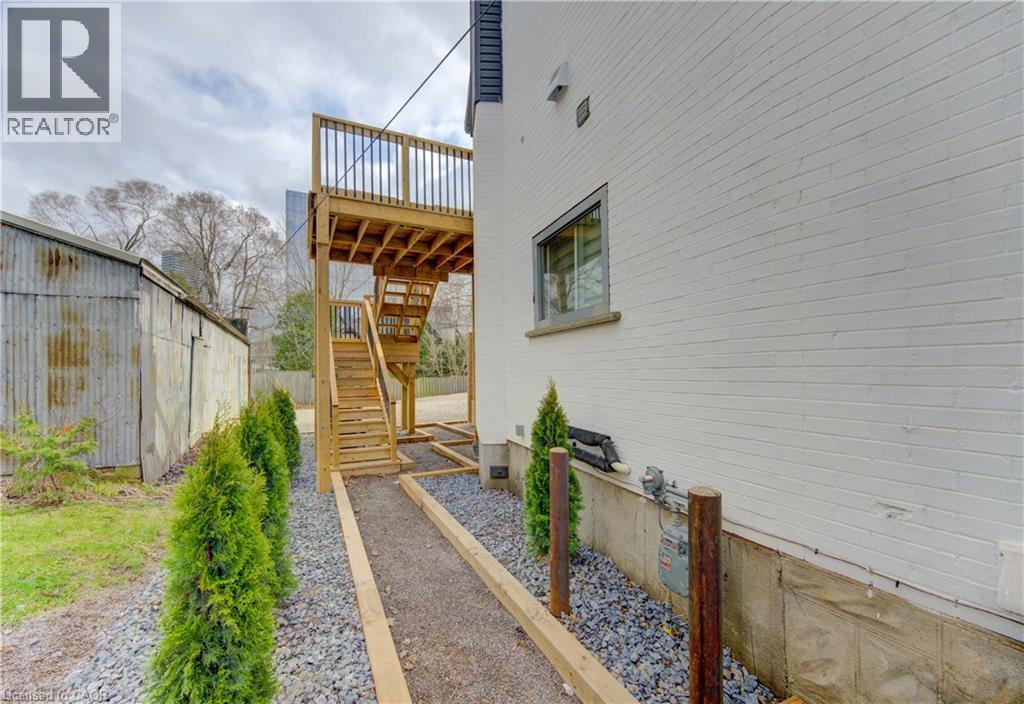 67 LOUISA Street thumbnail 43