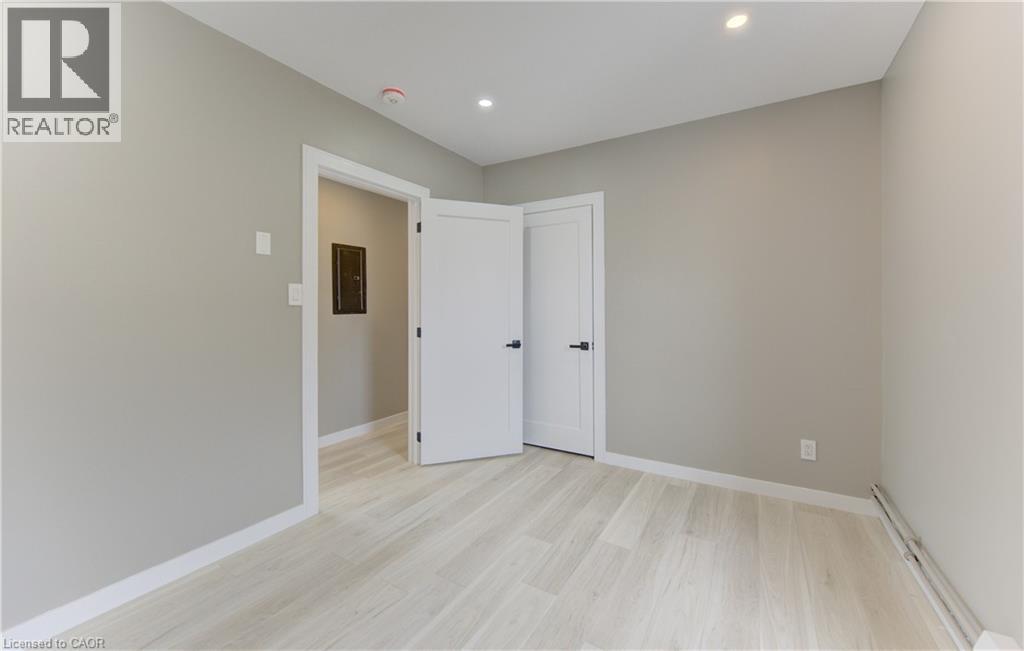 67 LOUISA Street thumbnail 7