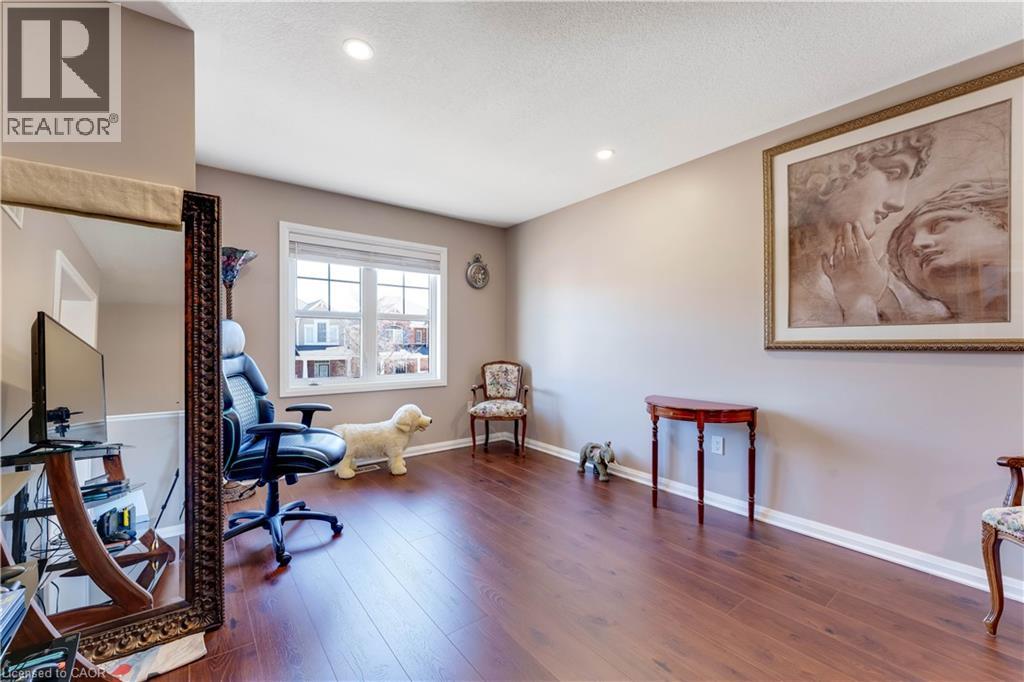 334 APPLE HILL Crescent thumbnail 18