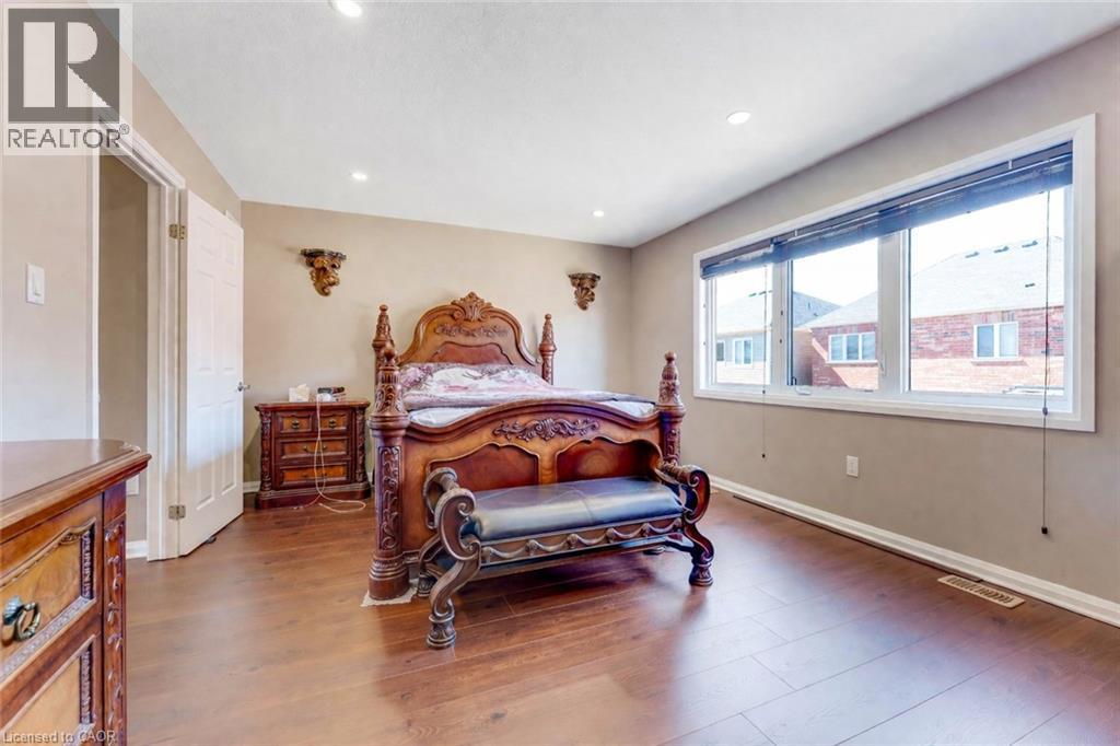 334 APPLE HILL Crescent thumbnail 20