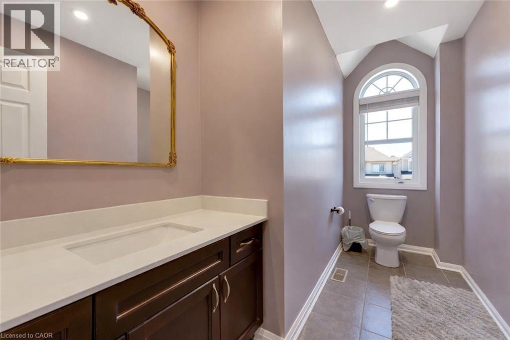 334 APPLE HILL Crescent thumbnail 32