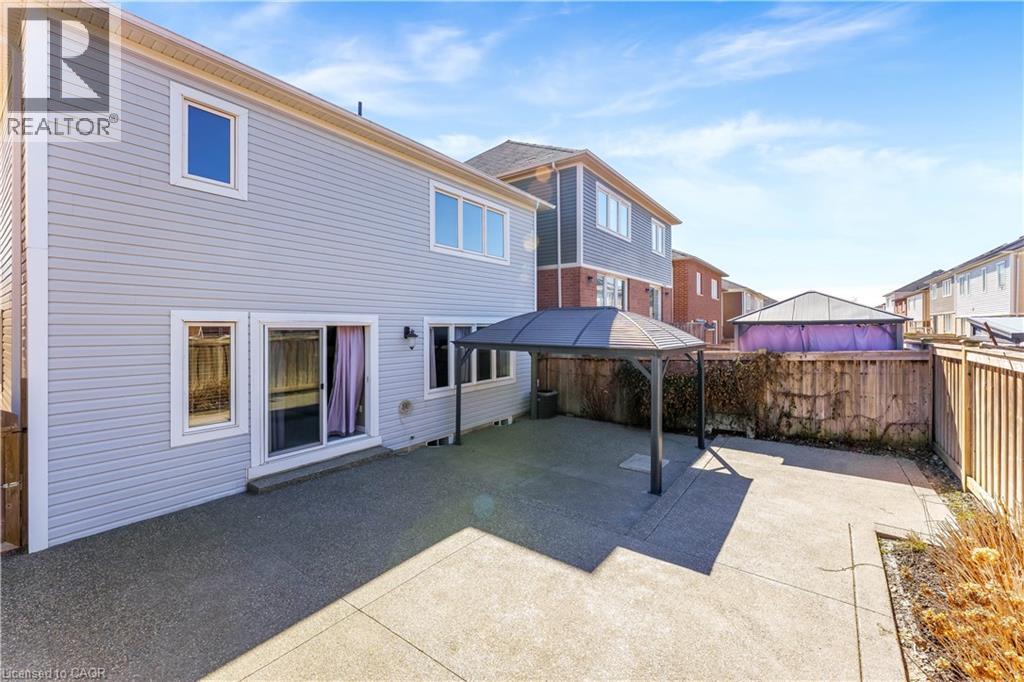 334 APPLE HILL Crescent thumbnail 36