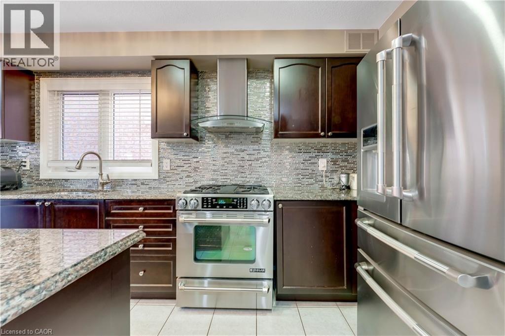 334 APPLE HILL Crescent thumbnail 8