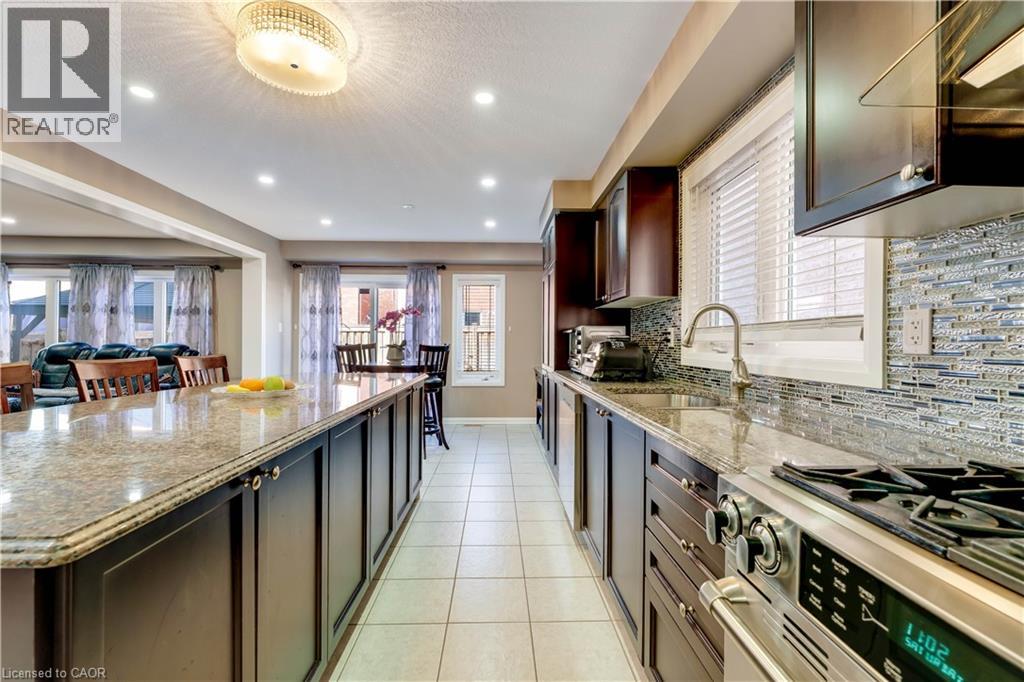 334 APPLE HILL Crescent thumbnail 9