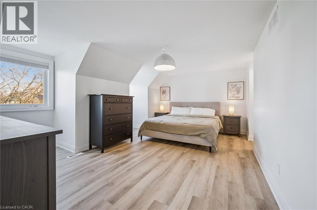 37 ENFIELD Drive thumbnail 24