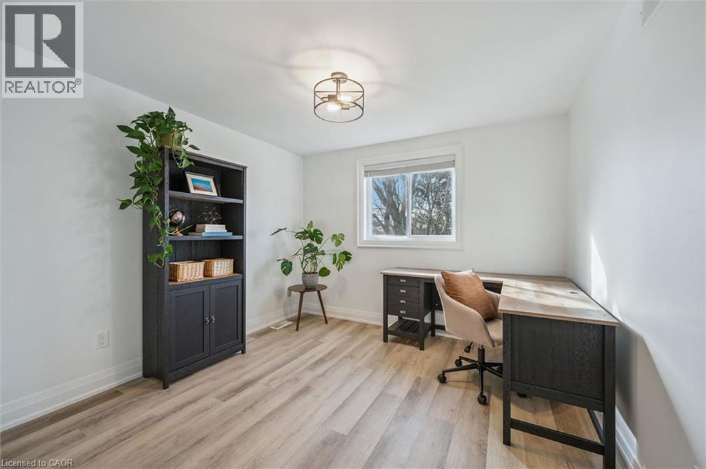 37 ENFIELD Drive thumbnail 19