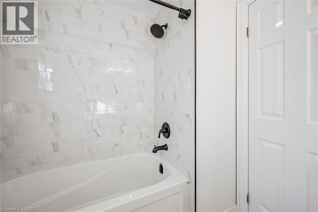 37 ENFIELD Drive thumbnail 23