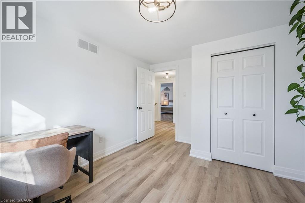 37 ENFIELD Drive thumbnail 20