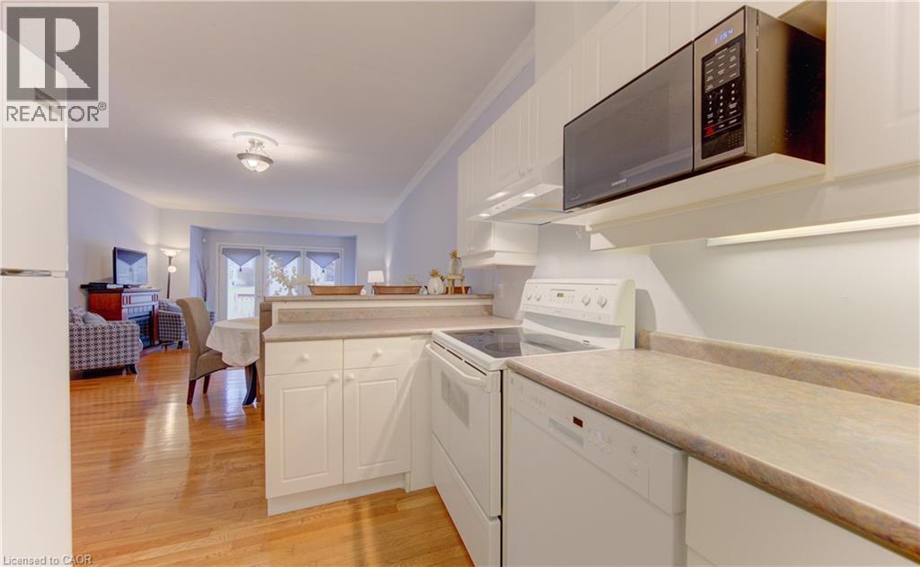 74 AUTUMN RIDGE Trail Unit# 33 thumbnail 16