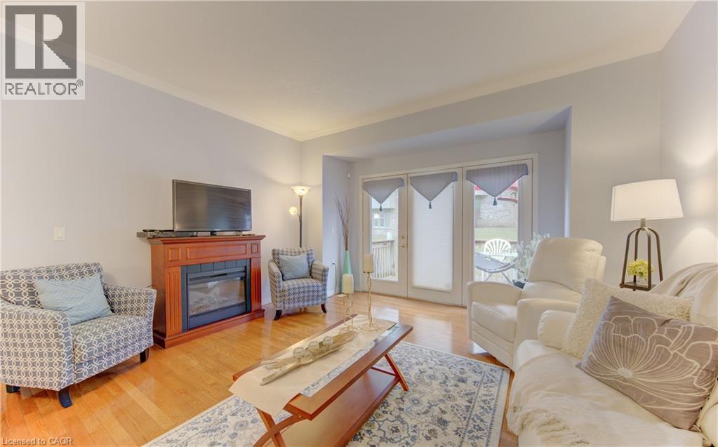 74 AUTUMN RIDGE Trail Unit# 33 thumbnail 18