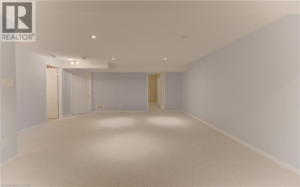 74 AUTUMN RIDGE Trail Unit# 33 thumbnail 27