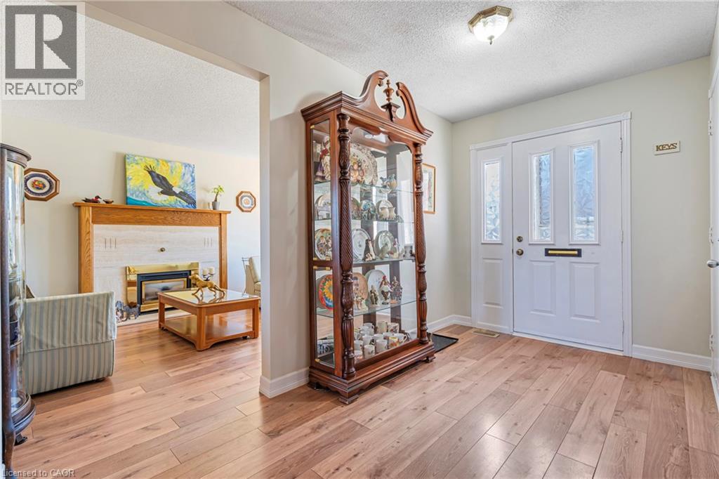 78 ESTHER Avenue thumbnail 3