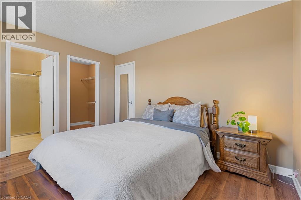 78 ESTHER Avenue thumbnail 20