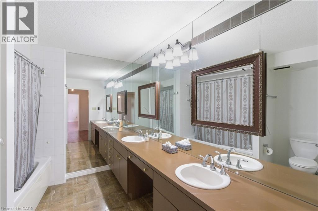 20 BERKLEY Road Unit# 702 thumbnail 32