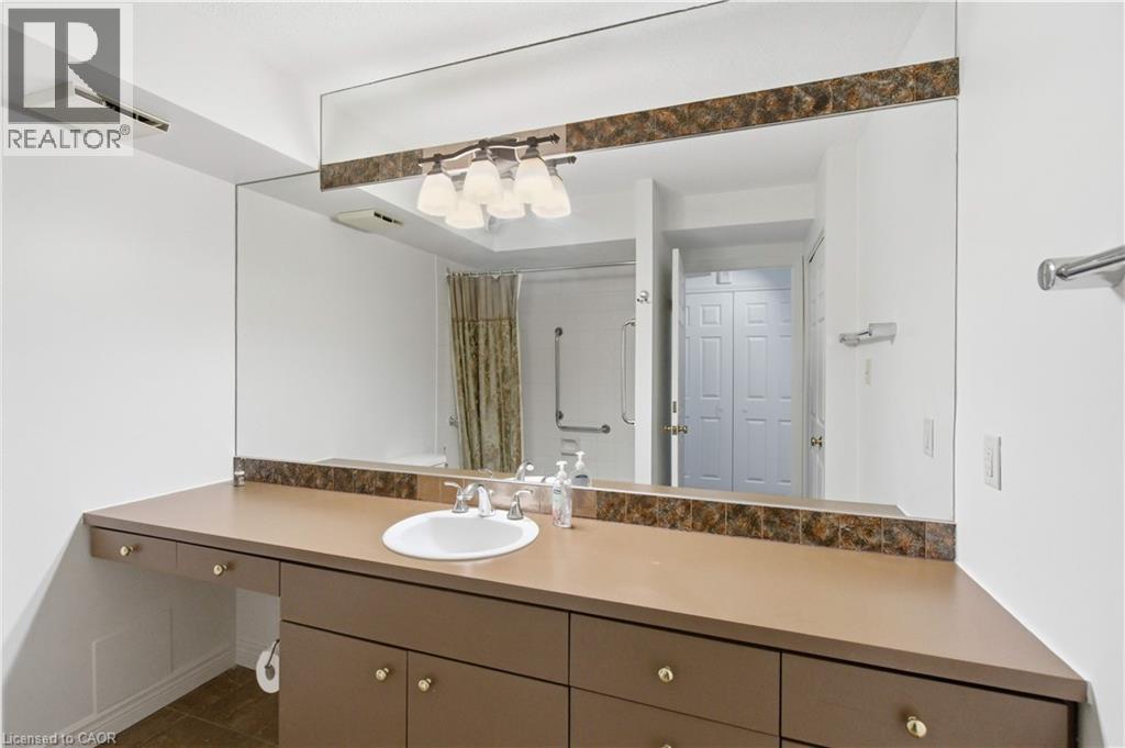 20 BERKLEY Road Unit# 702 thumbnail 34