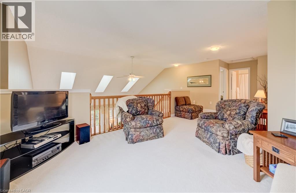 560 SPRINGWATER Drive thumbnail 27