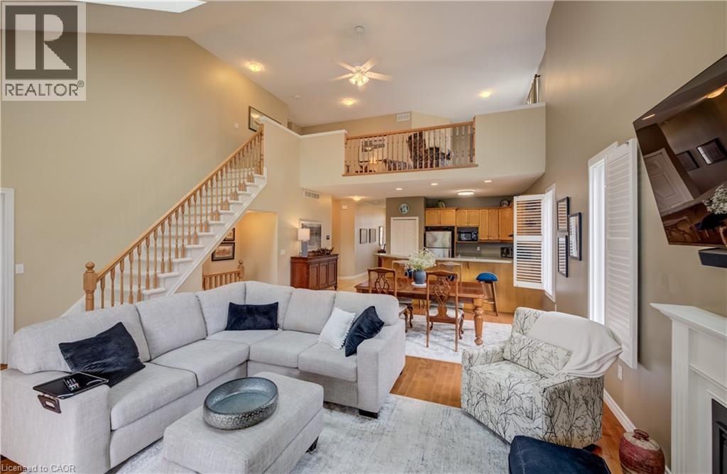 560 SPRINGWATER Drive thumbnail 16