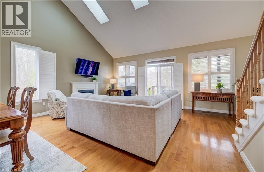 560 SPRINGWATER Drive thumbnail 13