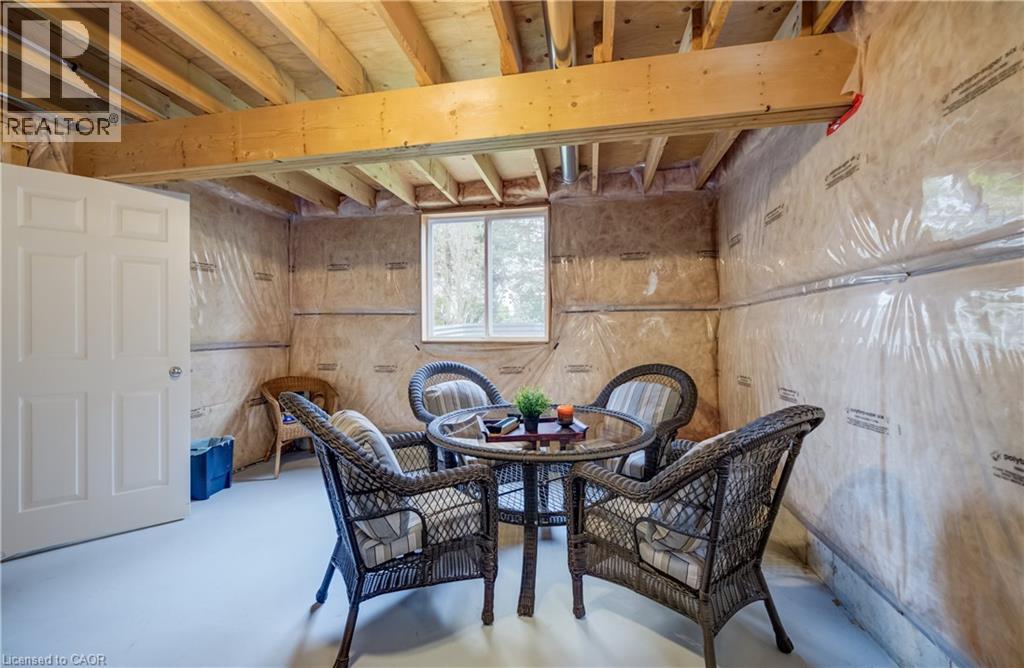 560 SPRINGWATER Drive thumbnail 37