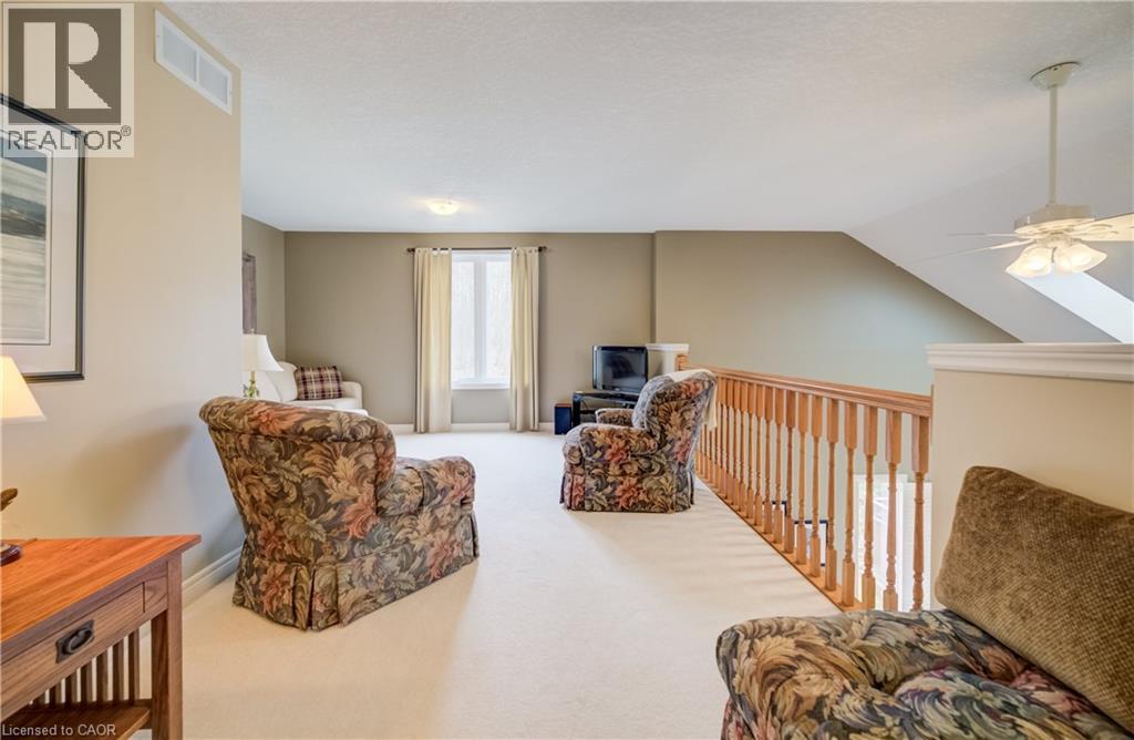 560 SPRINGWATER Drive thumbnail 26