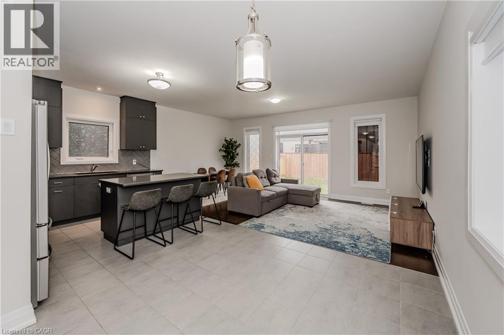 119 MONARCH WOODS Drive thumbnail 10