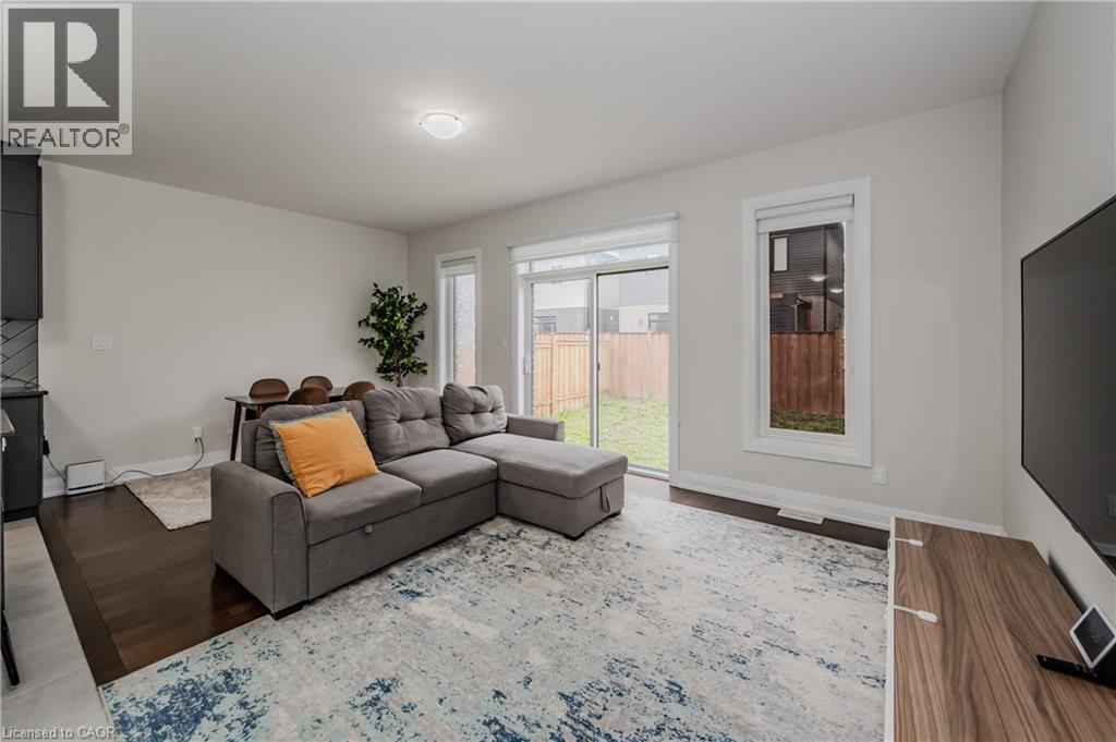 119 MONARCH WOODS Drive thumbnail 11