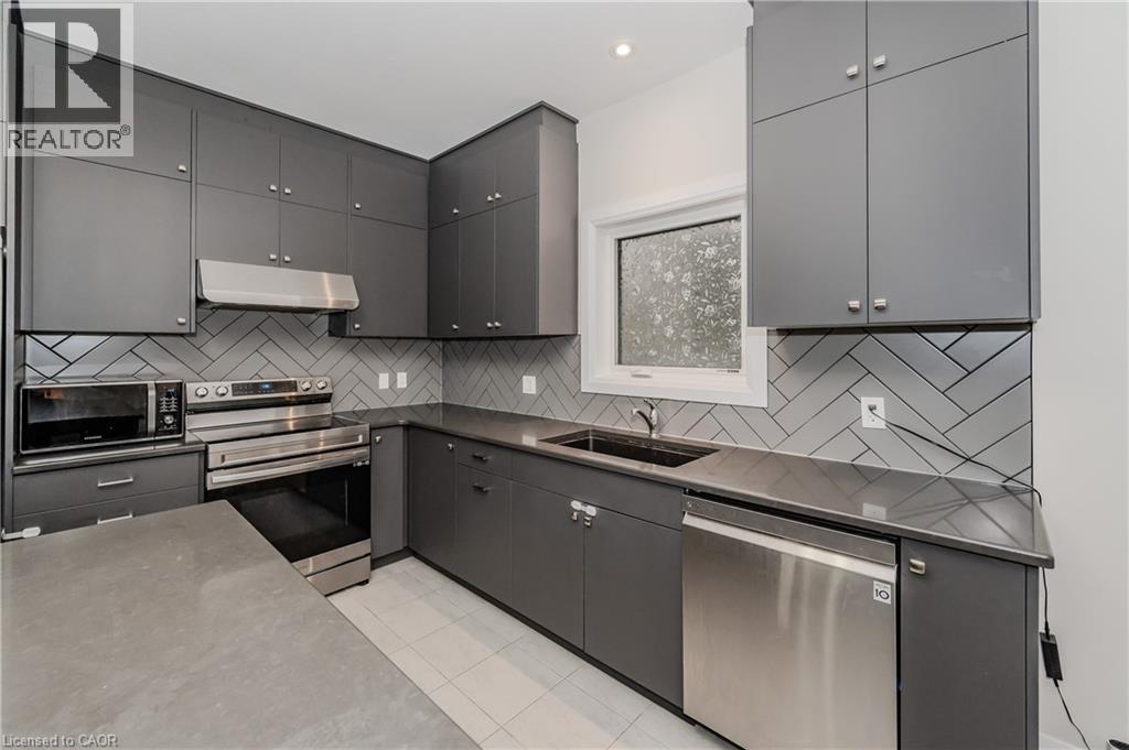 119 MONARCH WOODS Drive thumbnail 16