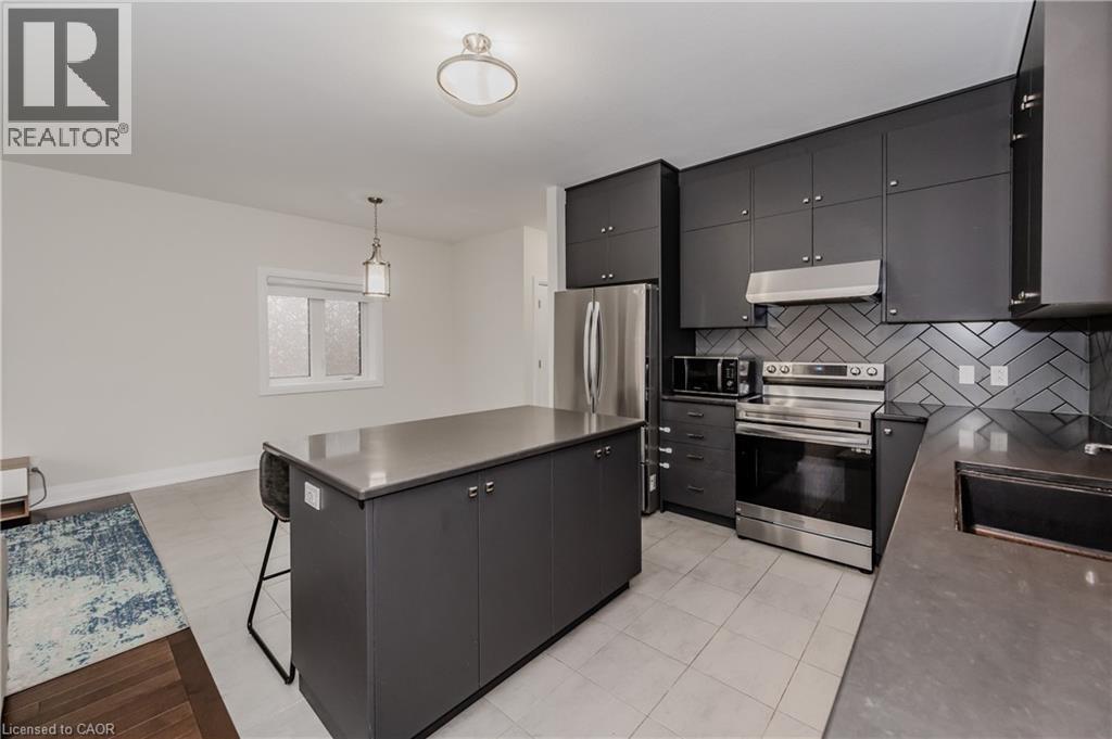 119 MONARCH WOODS Drive thumbnail 17