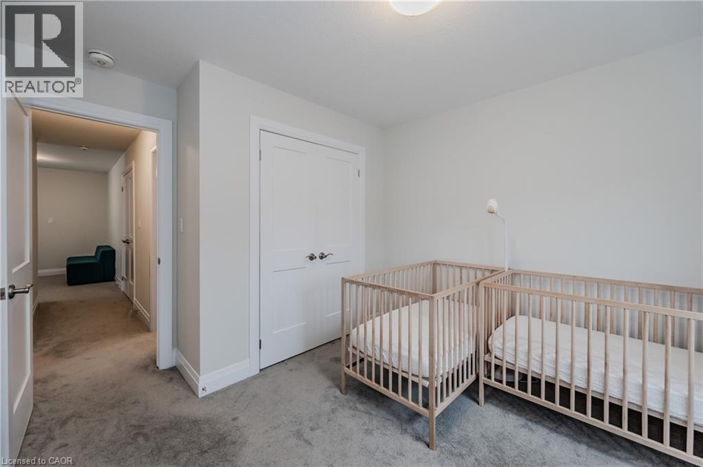 119 MONARCH WOODS Drive thumbnail 32