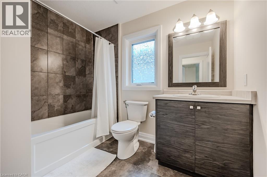 119 MONARCH WOODS Drive thumbnail 33