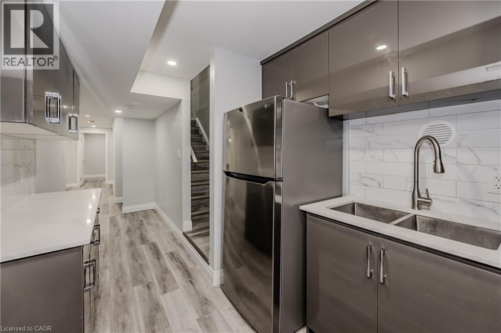 119 MONARCH WOODS Drive thumbnail 36