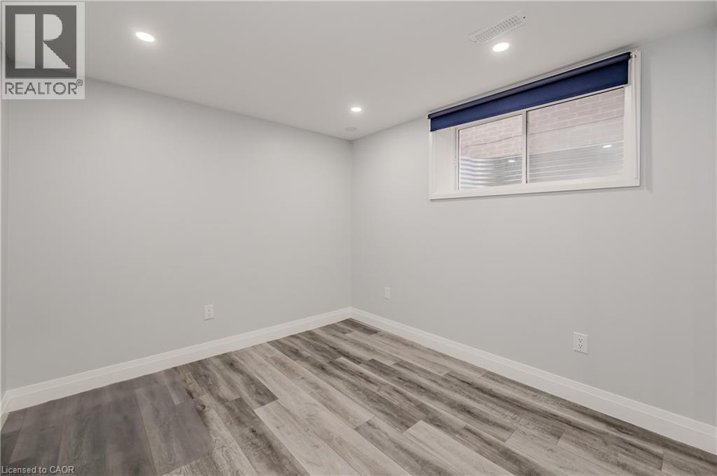 119 MONARCH WOODS Drive thumbnail 41