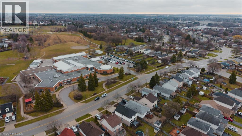 160 CARTER Crescent thumbnail 41