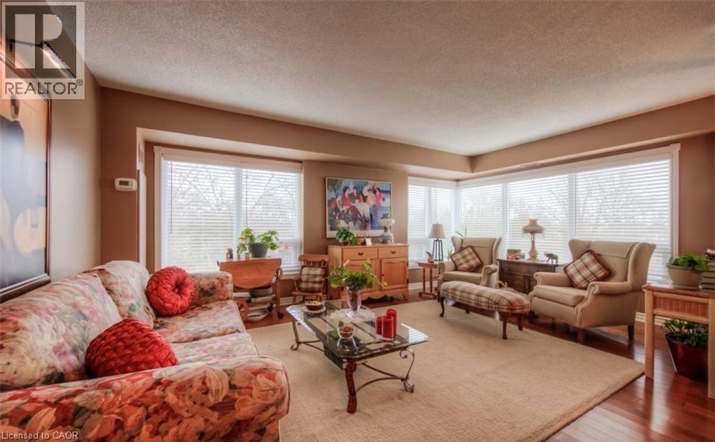 237 KING Street W Unit# 808 thumbnail 15