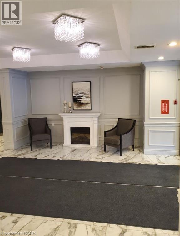 237 KING Street W Unit# 808 thumbnail 6