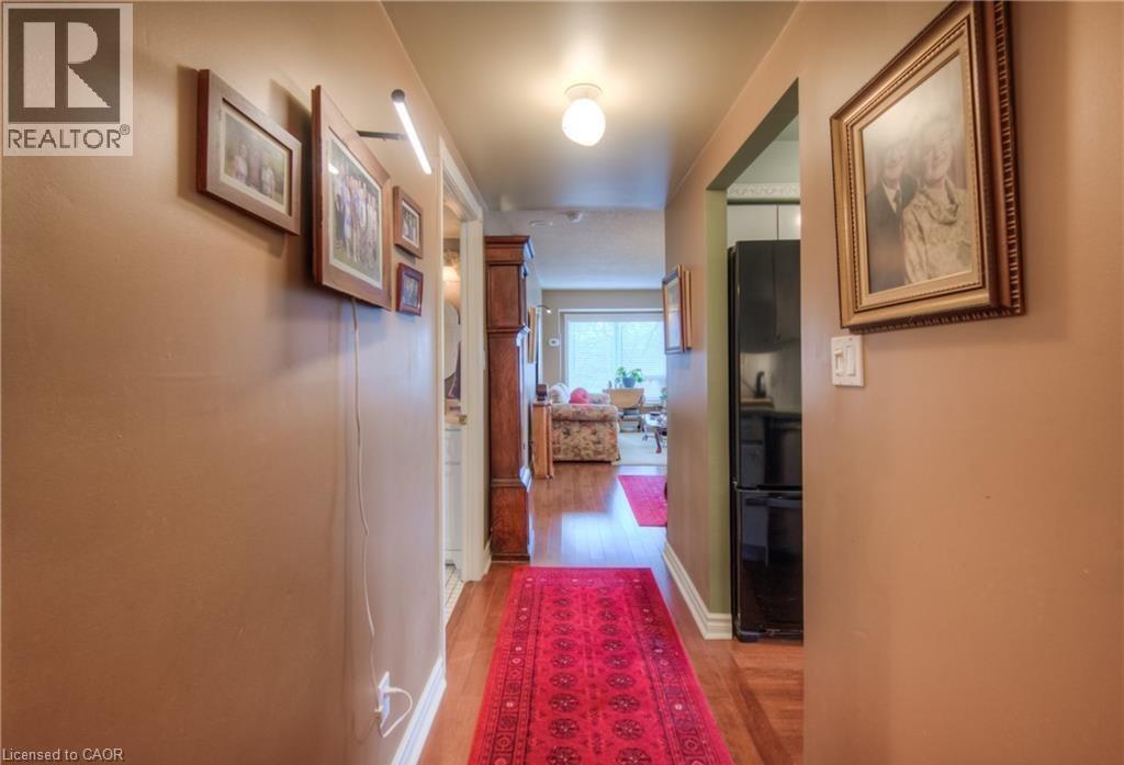 237 KING Street W Unit# 808 thumbnail 8